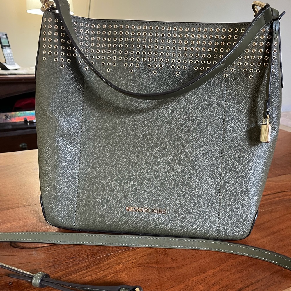 MICHAEL KORS HAYES Large Leather Olive Green Bucket Tote Handbag